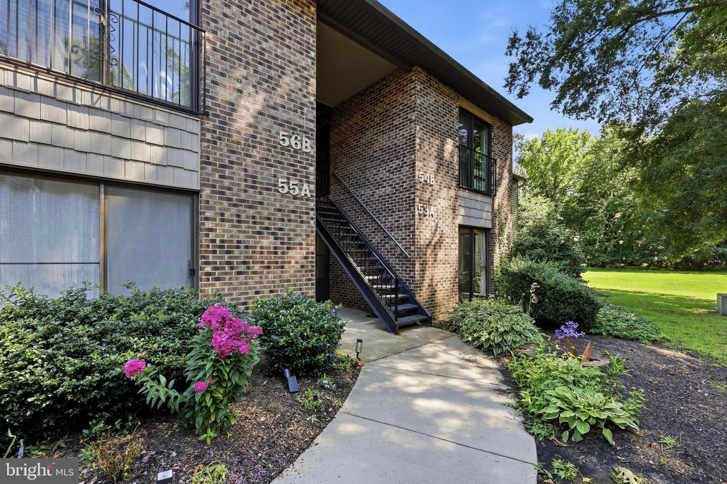 53-A W Bluebell Ln — photo