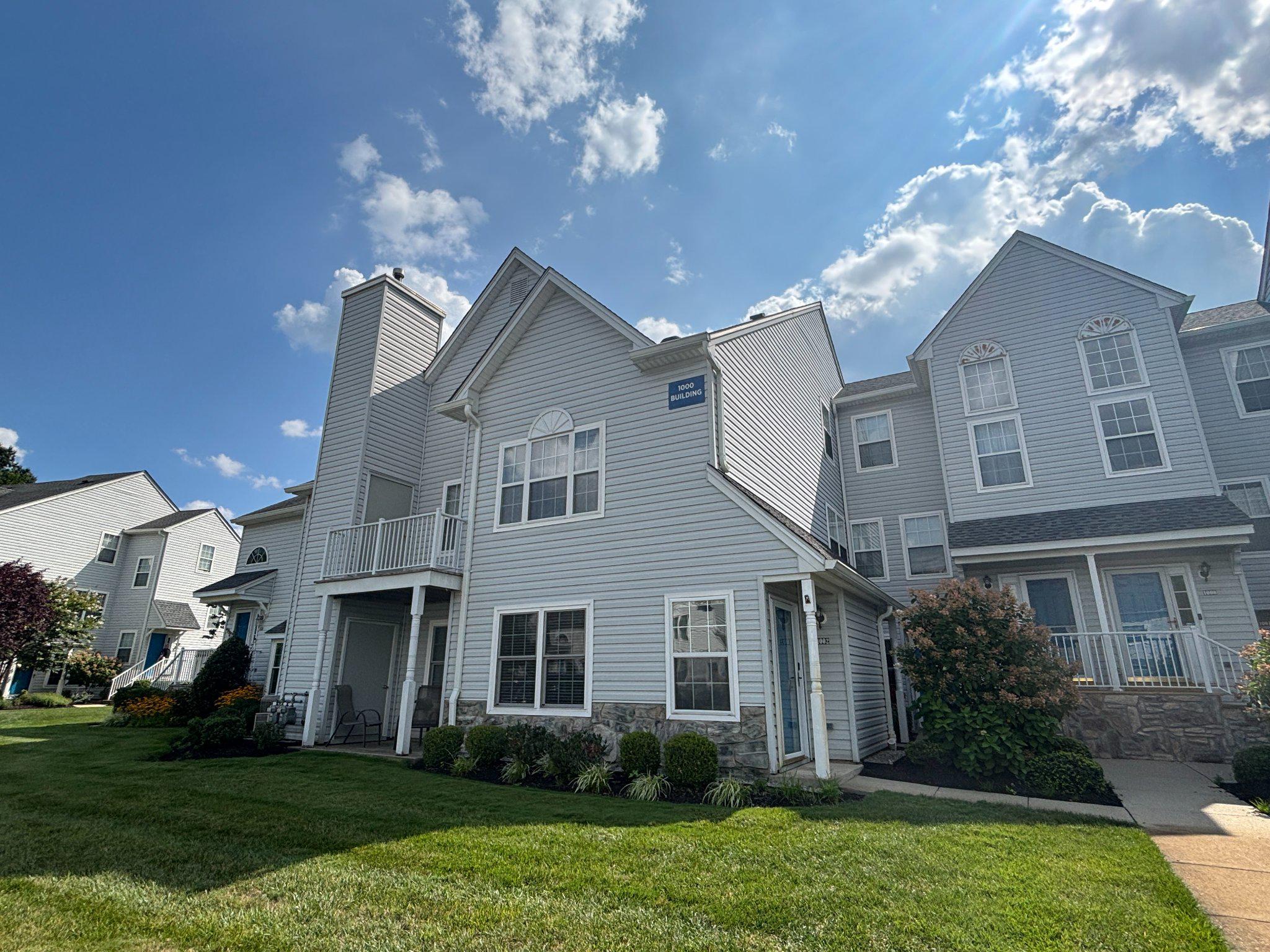 1002 Squirrel Rd — photo