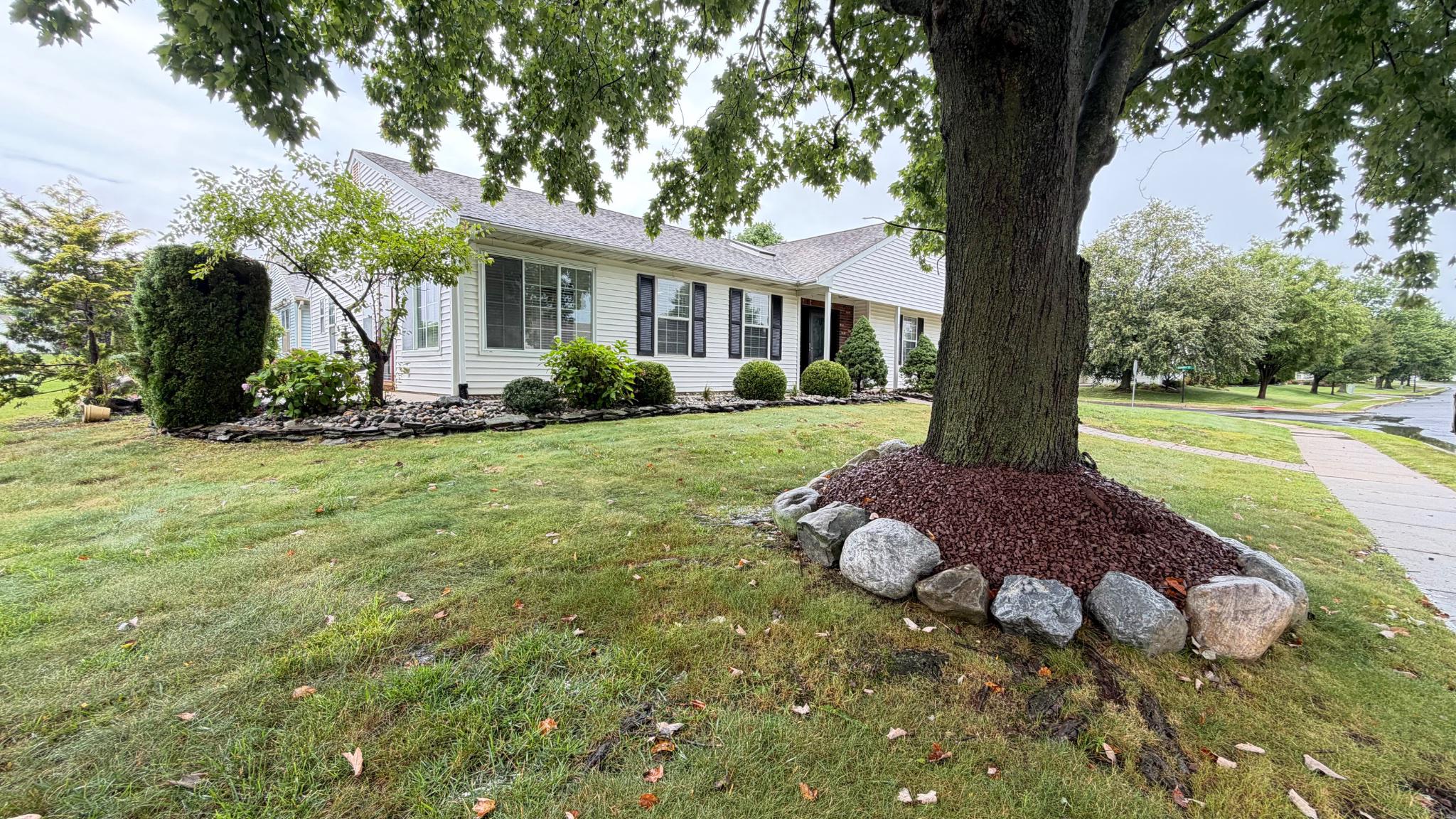 2 Windmill Ct — photo