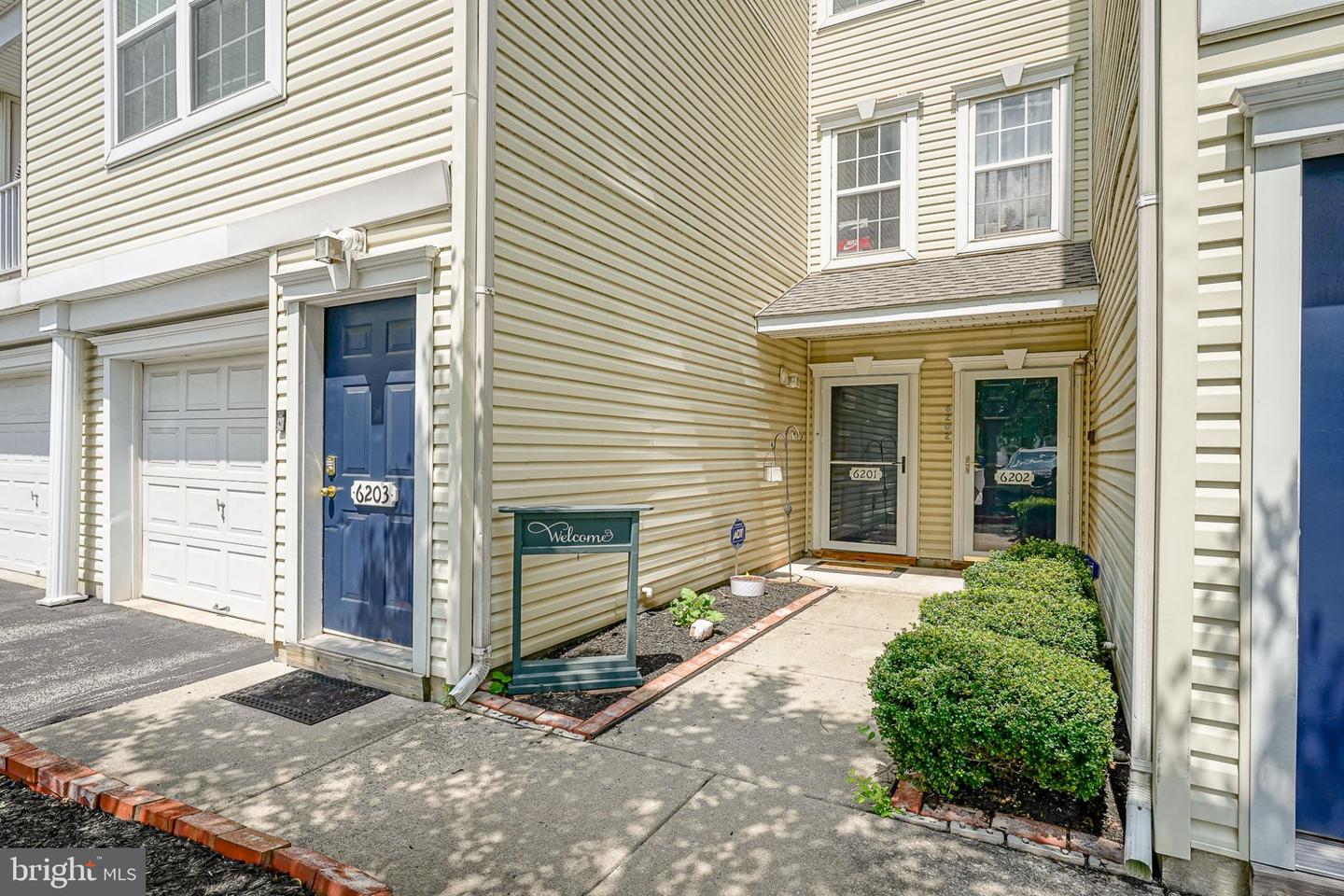 6201 Riverfront Dr — photo