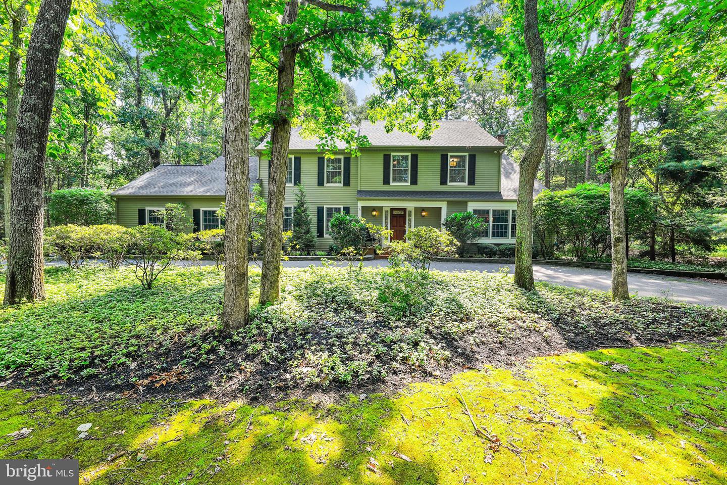 13 Highwood Ct — photo