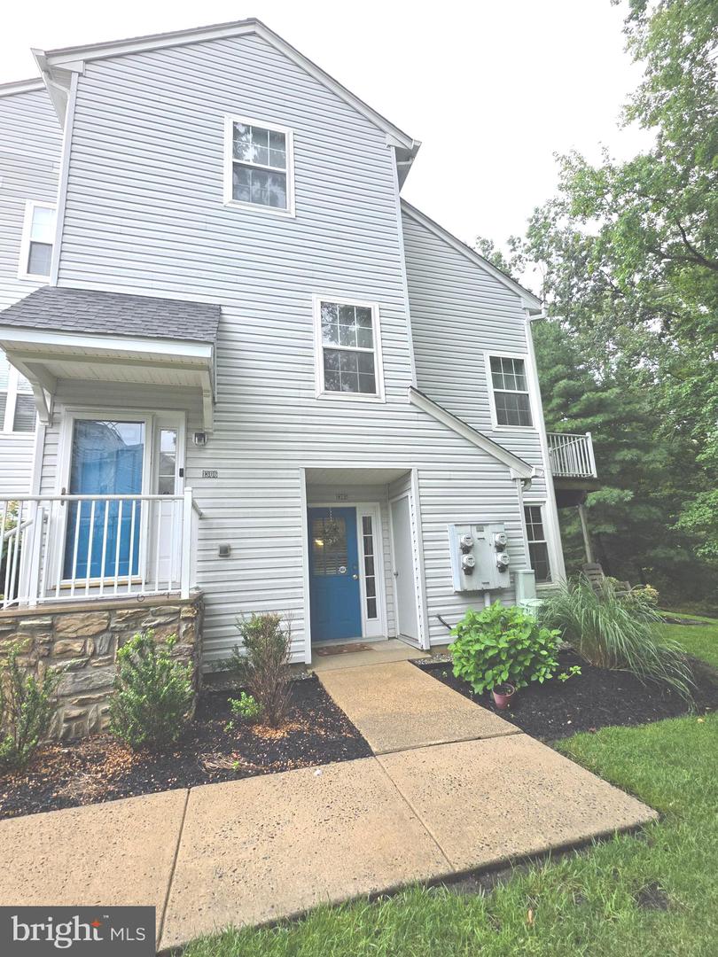 1305 Squirrel Rd — photo