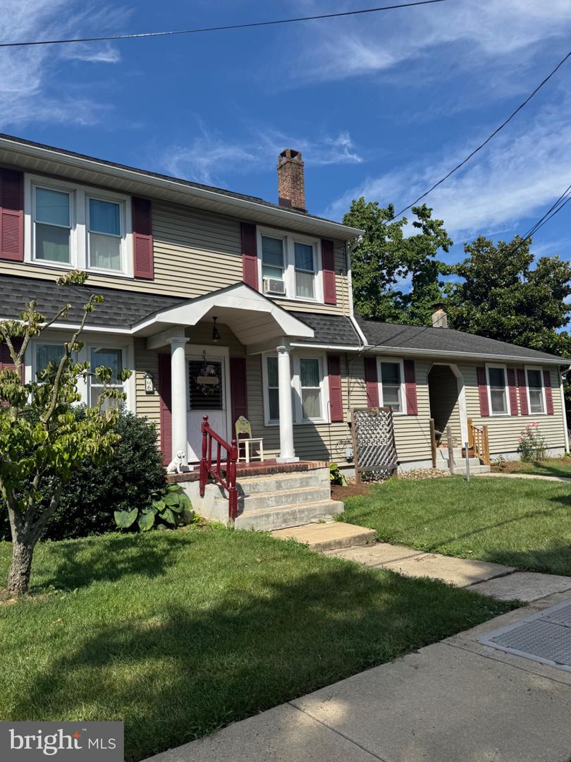 6 Devlin Ave — photo