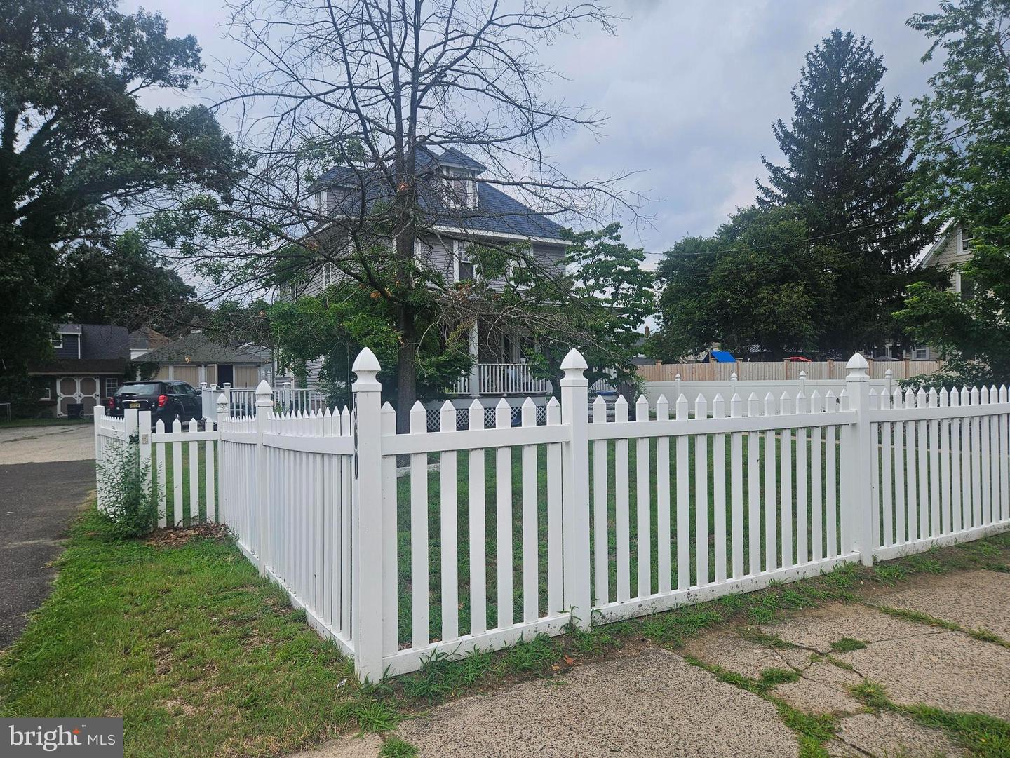560 S Fairview Street, Riverside, NJ 08075 — photo 2