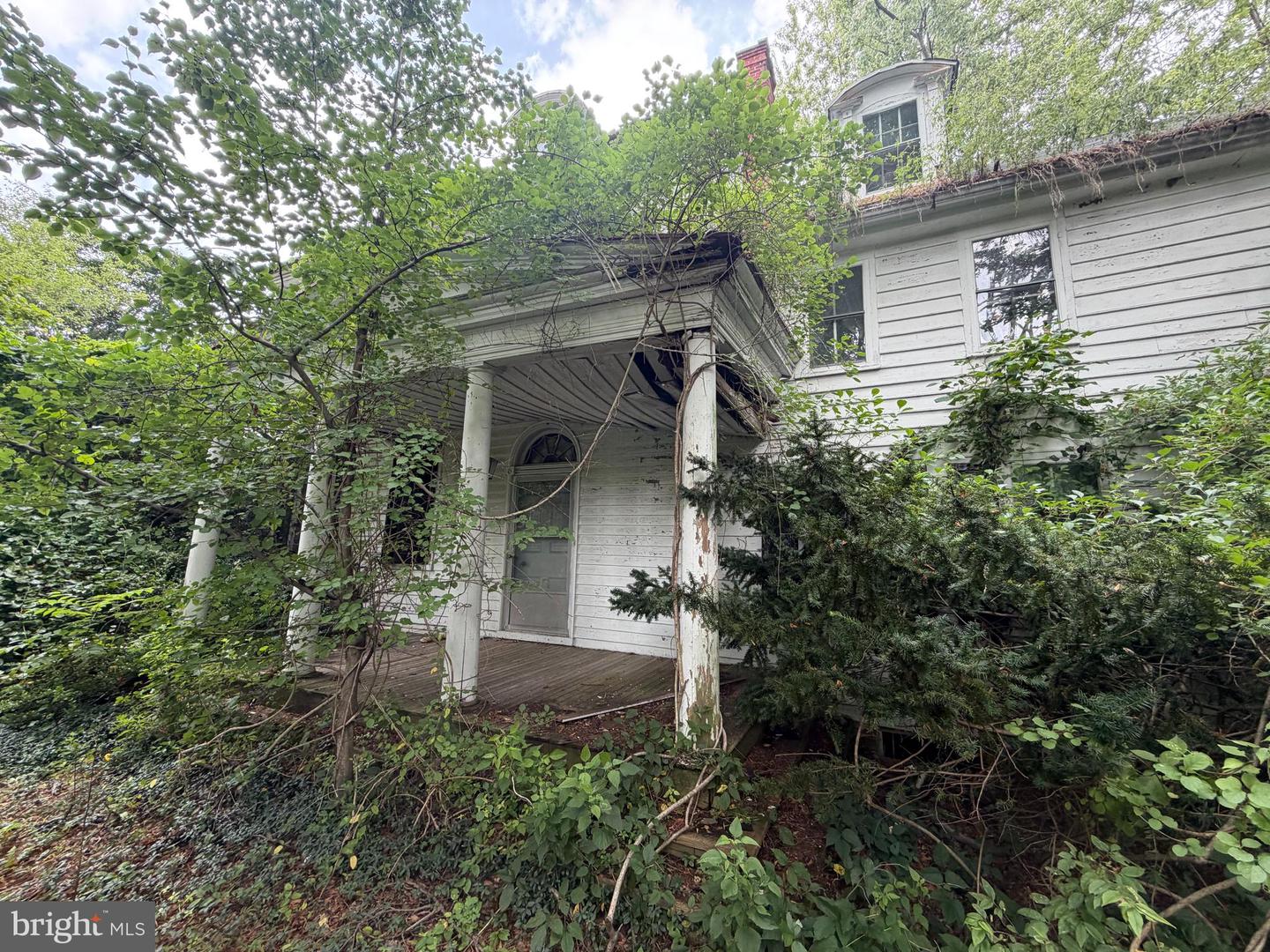15 Retreat Rd — photo