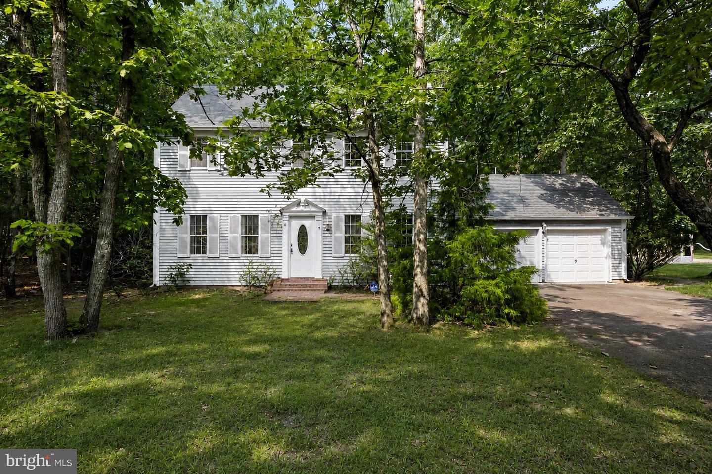 4 Arrowwood Mews — photo