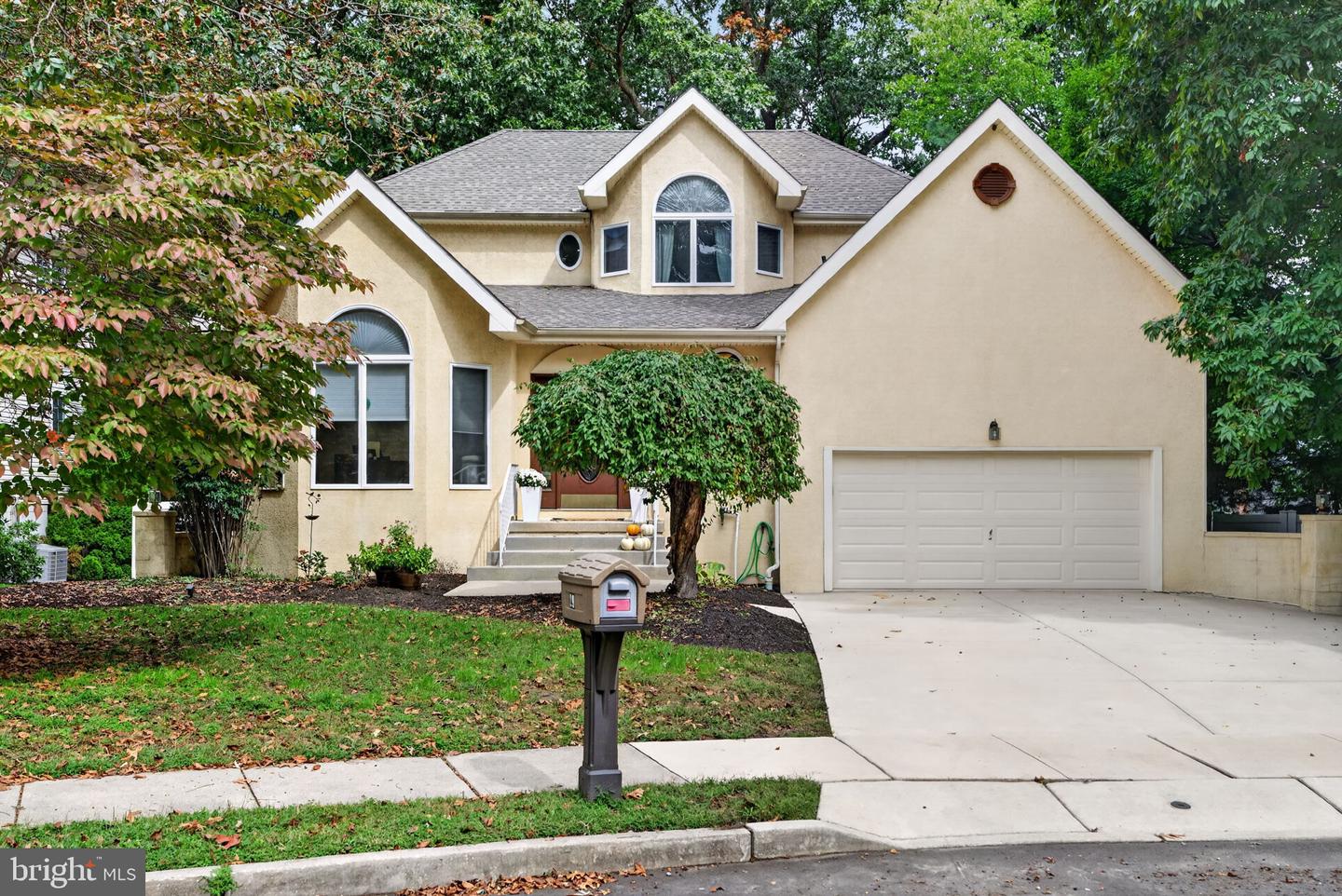 29 Lexington Ct — photo