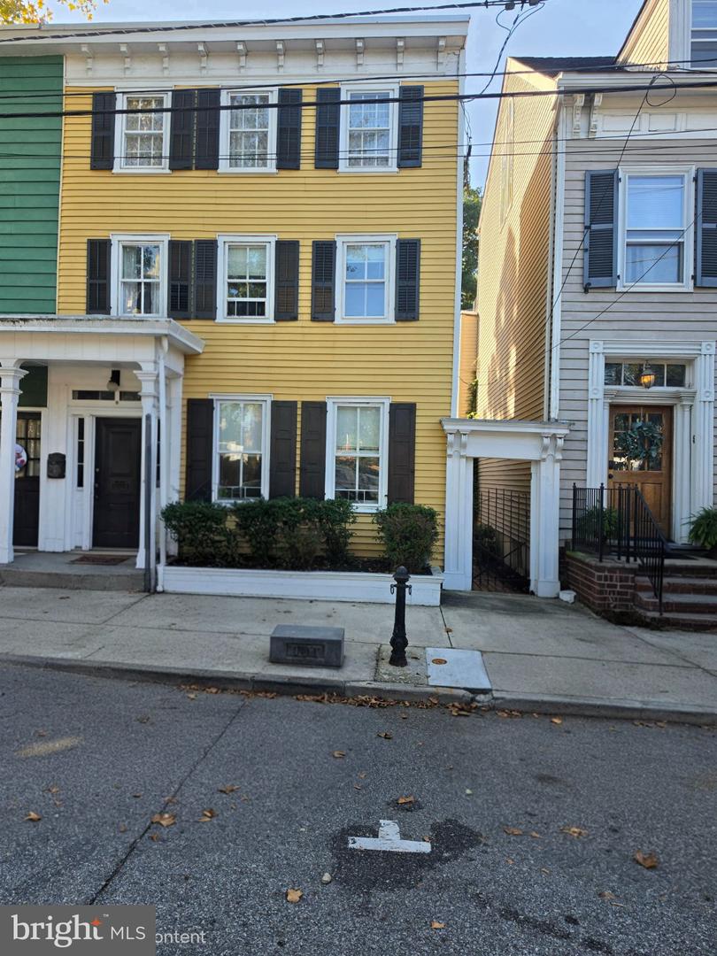 9 Walnut St — photo