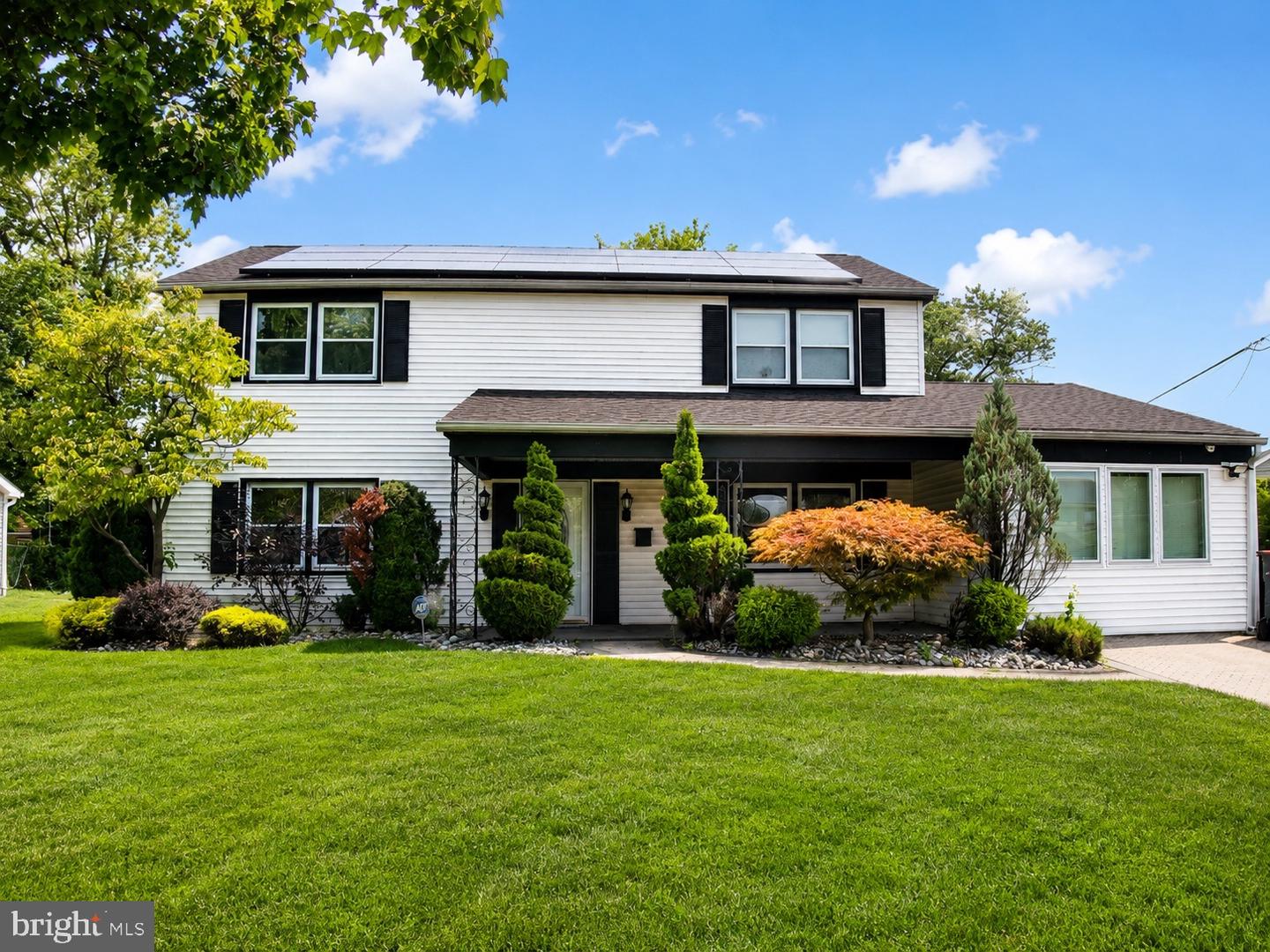 6 Hepburn Ln — photo