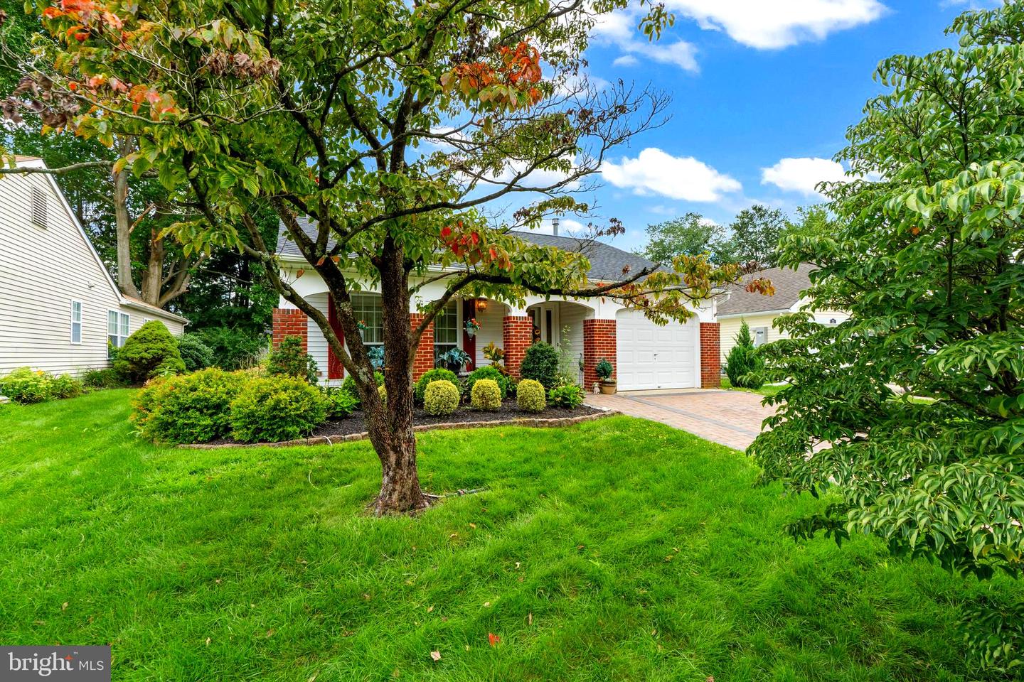 23 Buxton Ct — photo