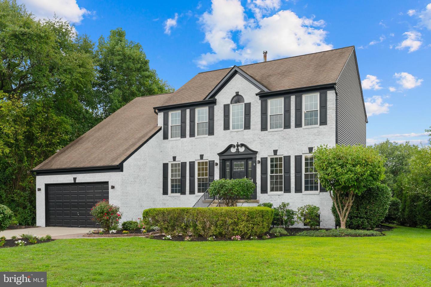 6 Westbury Ct — photo