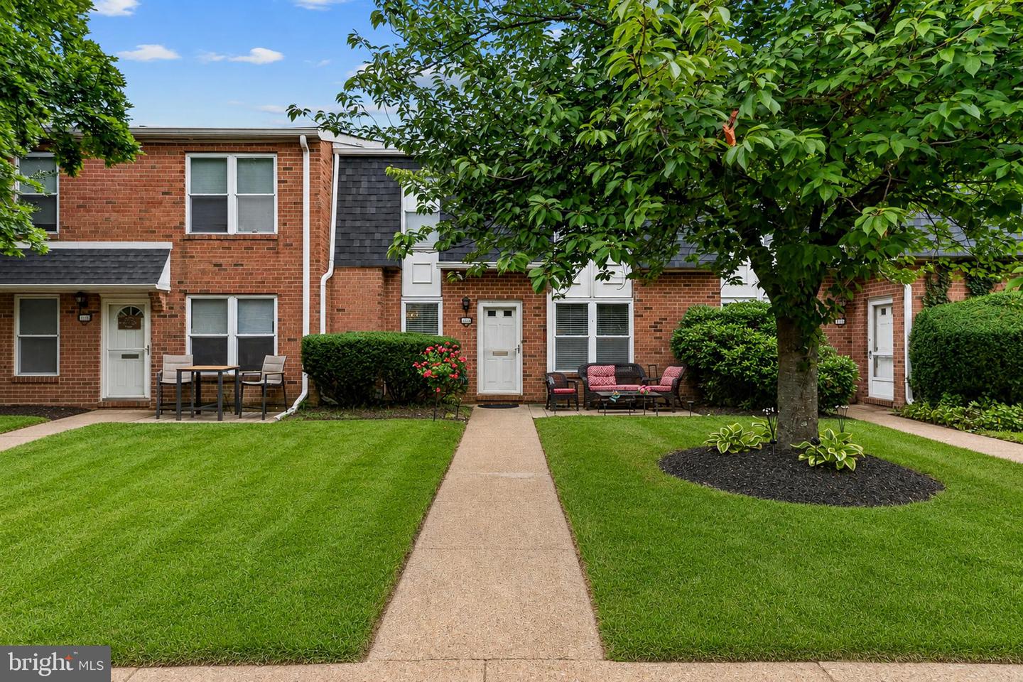 1120 Harbour Dr — photo