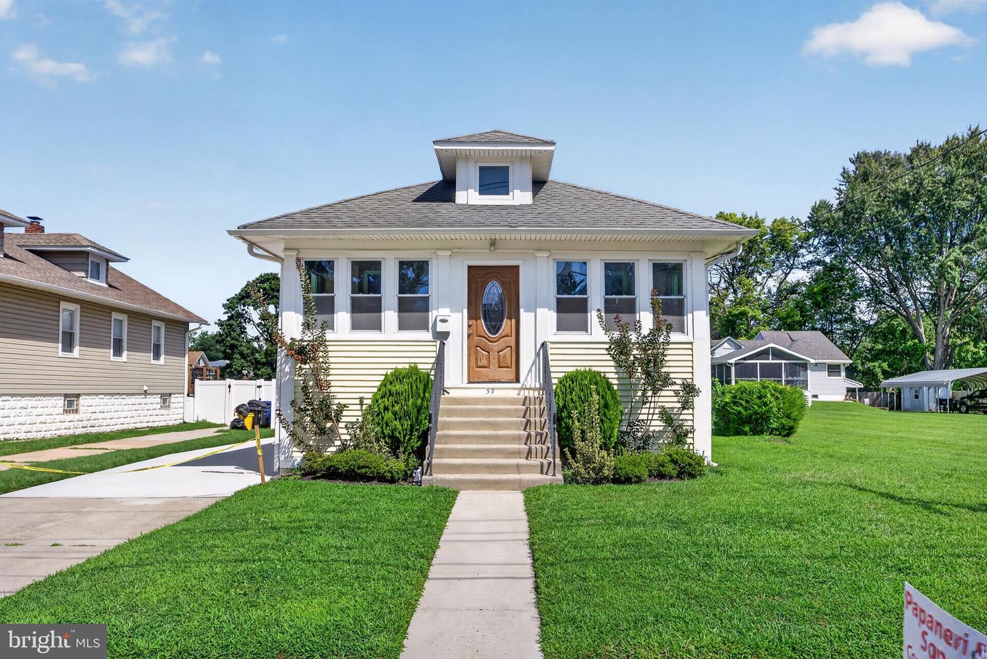 57 W Gradwell Ave — photo