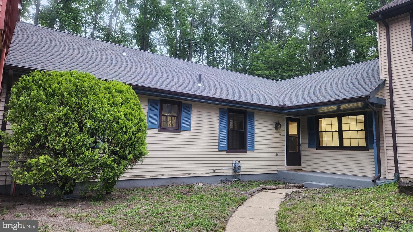4 Meadowside Ct — photo