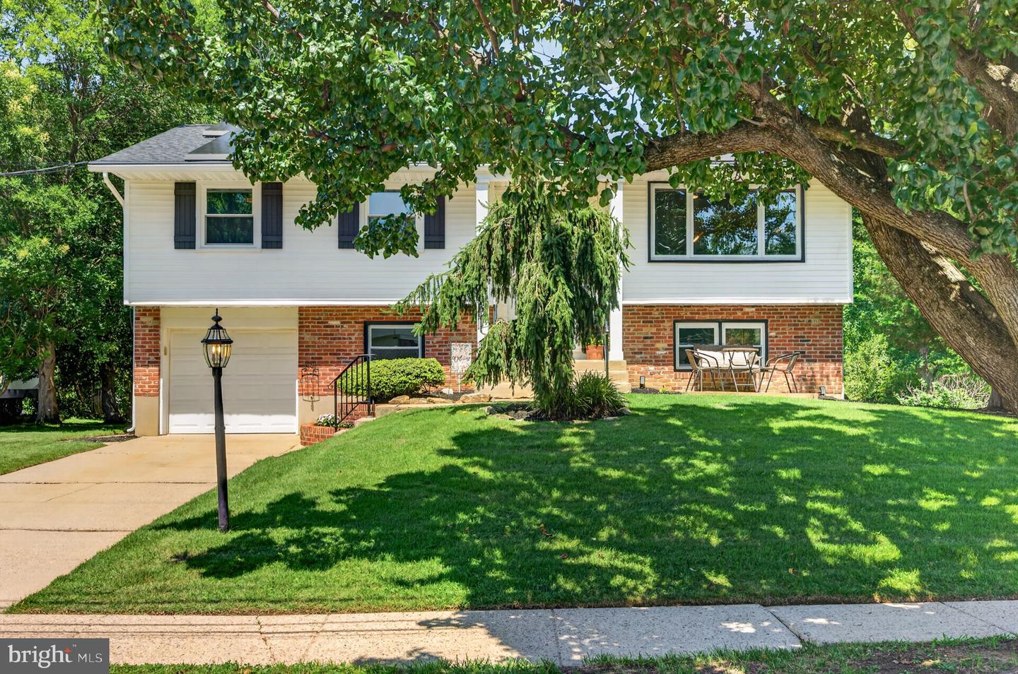 314 Mallard Dr — photo