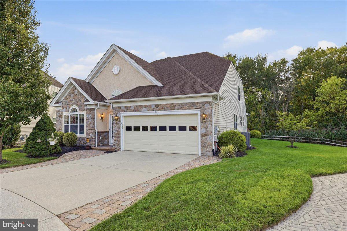 43 Mitchell Ct — photo