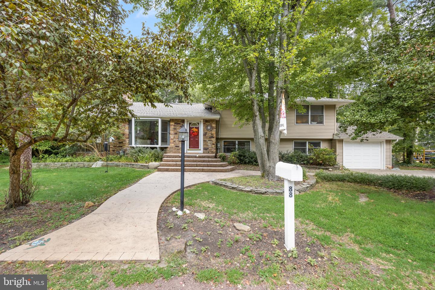 88 Setauket Trl — photo