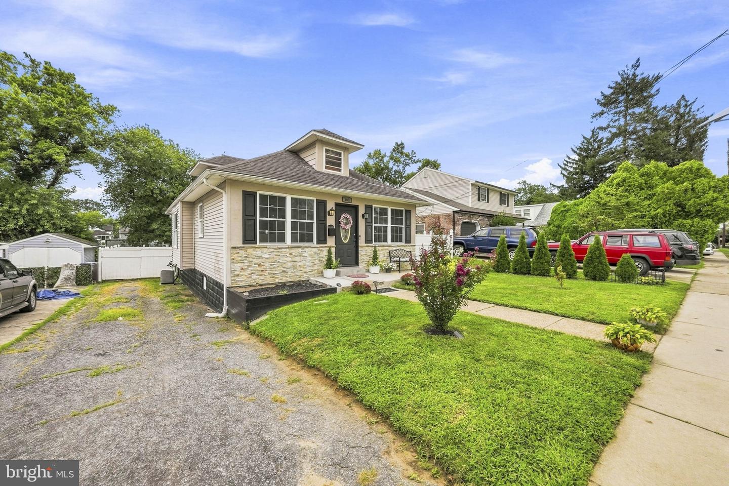 162 S Fellowship Road, Maple Shade, NJ 08052 — photo 2