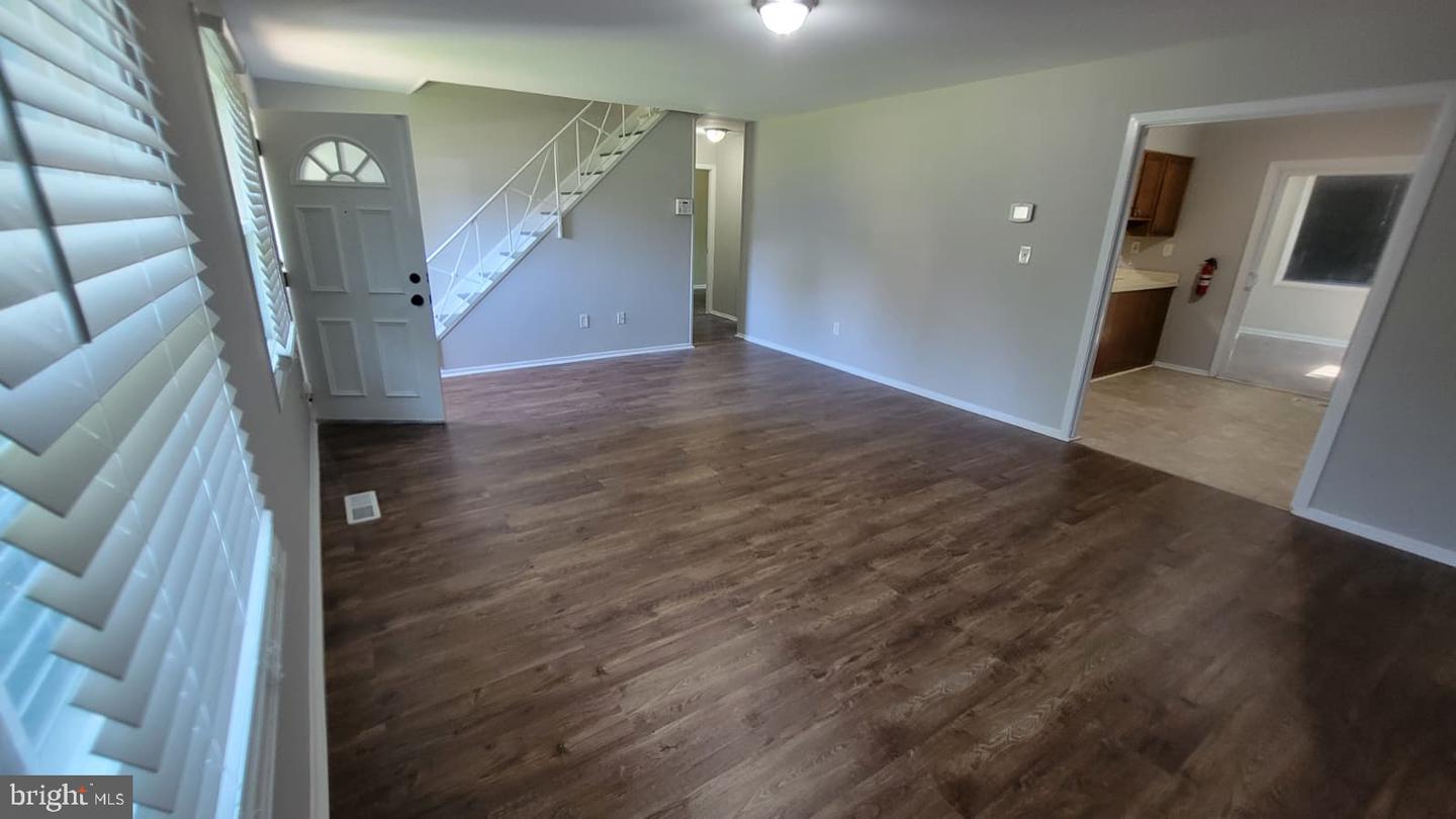 7 Maymont Ln — photo