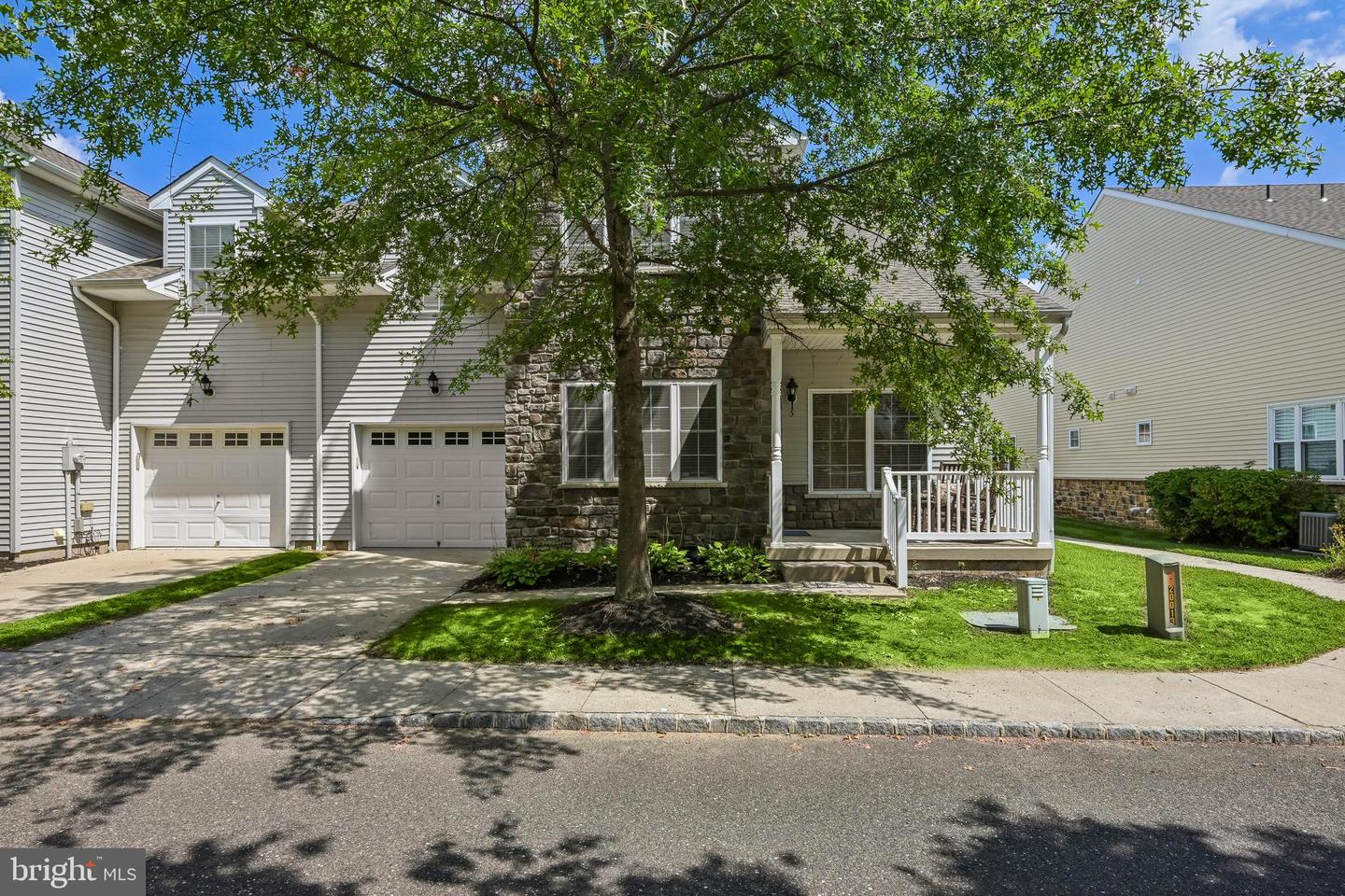 5 Charles Cir — photo