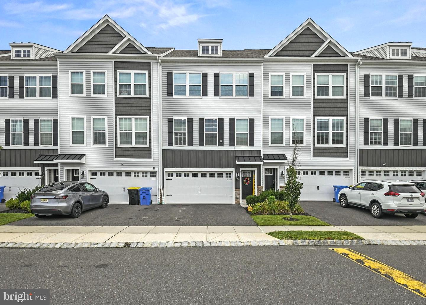 9 Autumn Park Blvd — photo