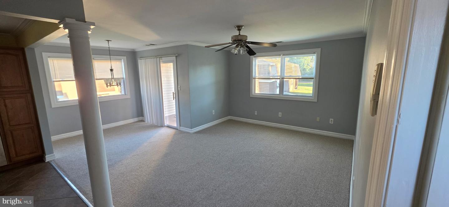 4 Florence Tollgate Pl #6 — photo
