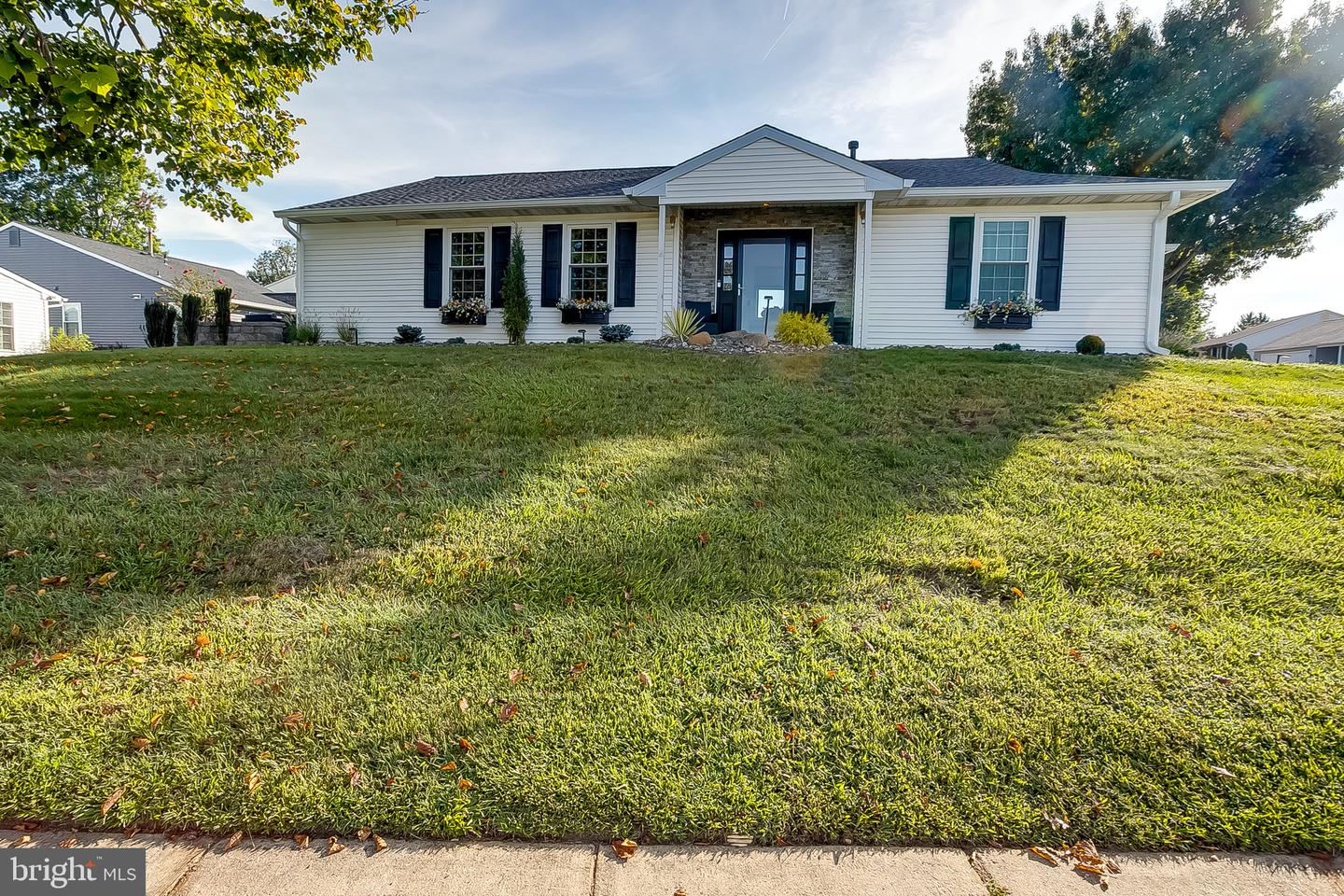 2 Waterwheel Ct — photo