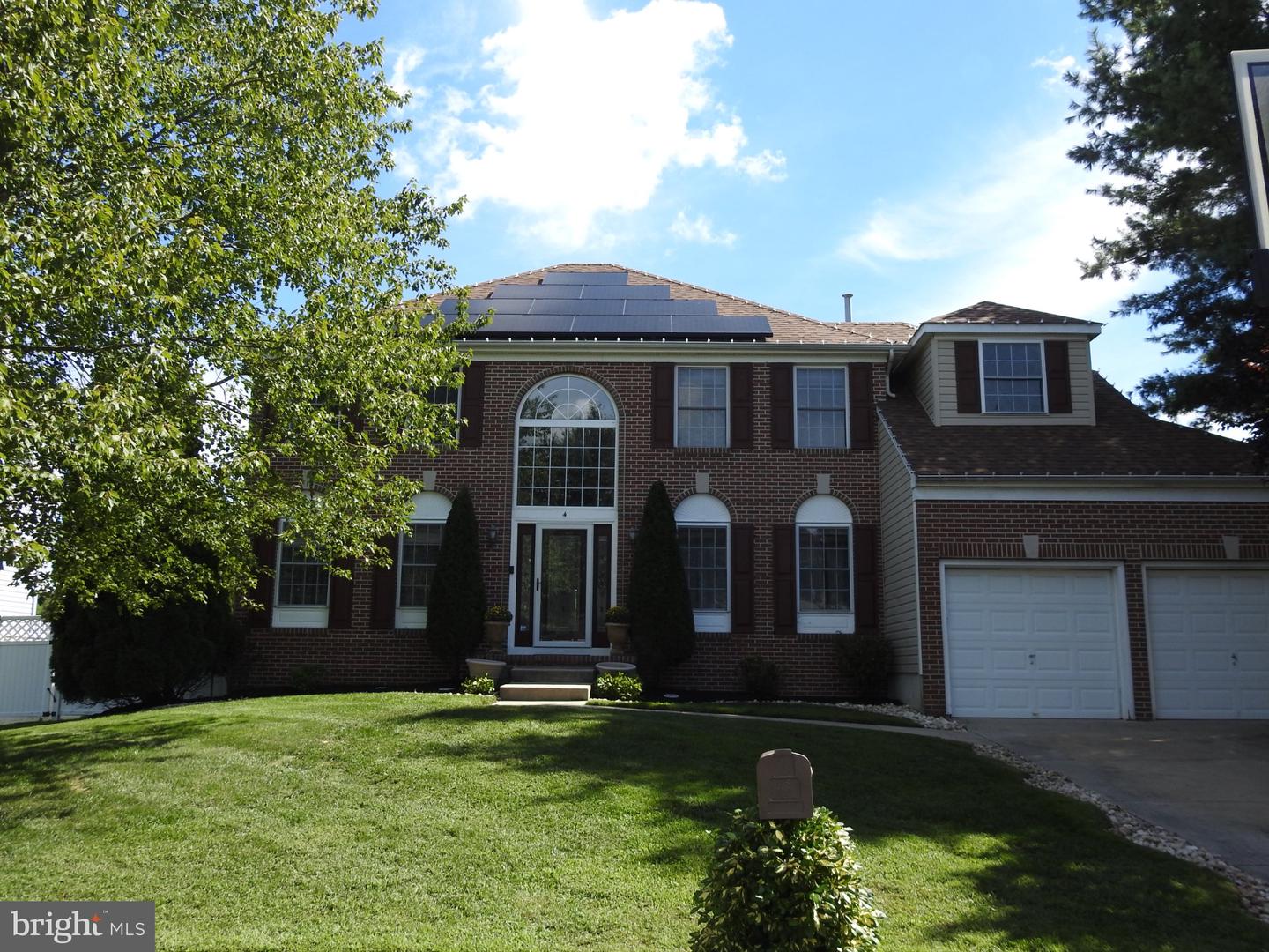 4 Dimsdale Dr — photo