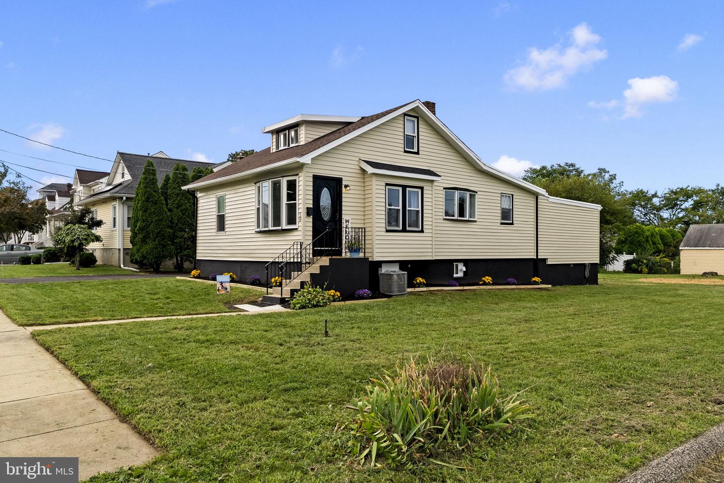 50 N Lippincott Ave — photo