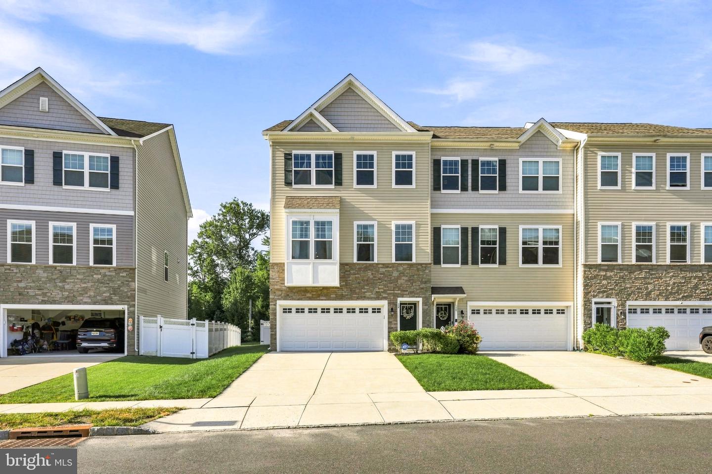 12 Sullivan Way — photo