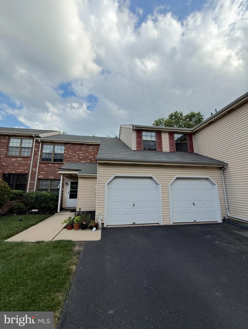428 Willow Turn #B — photo