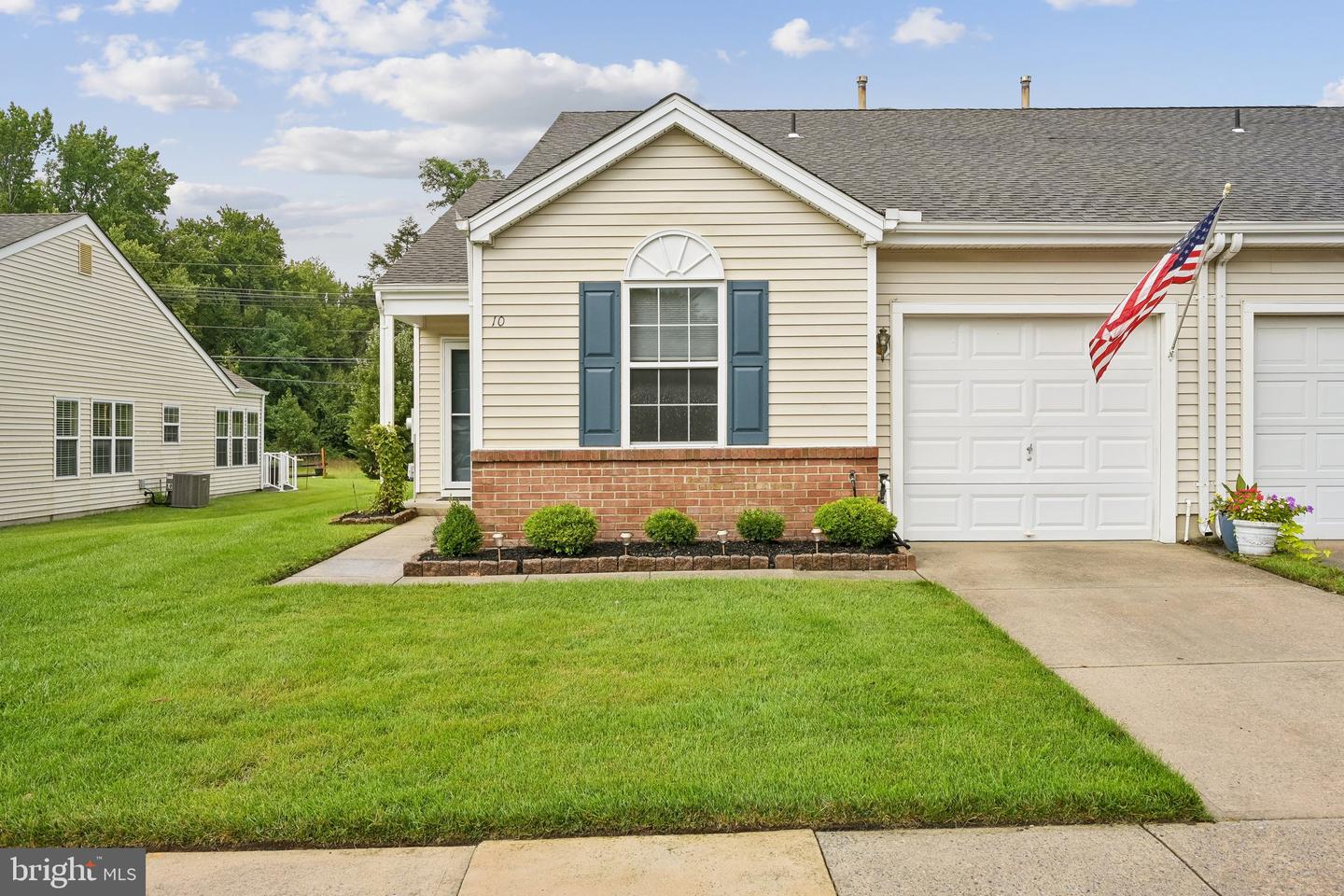 10 Carolina Way — photo