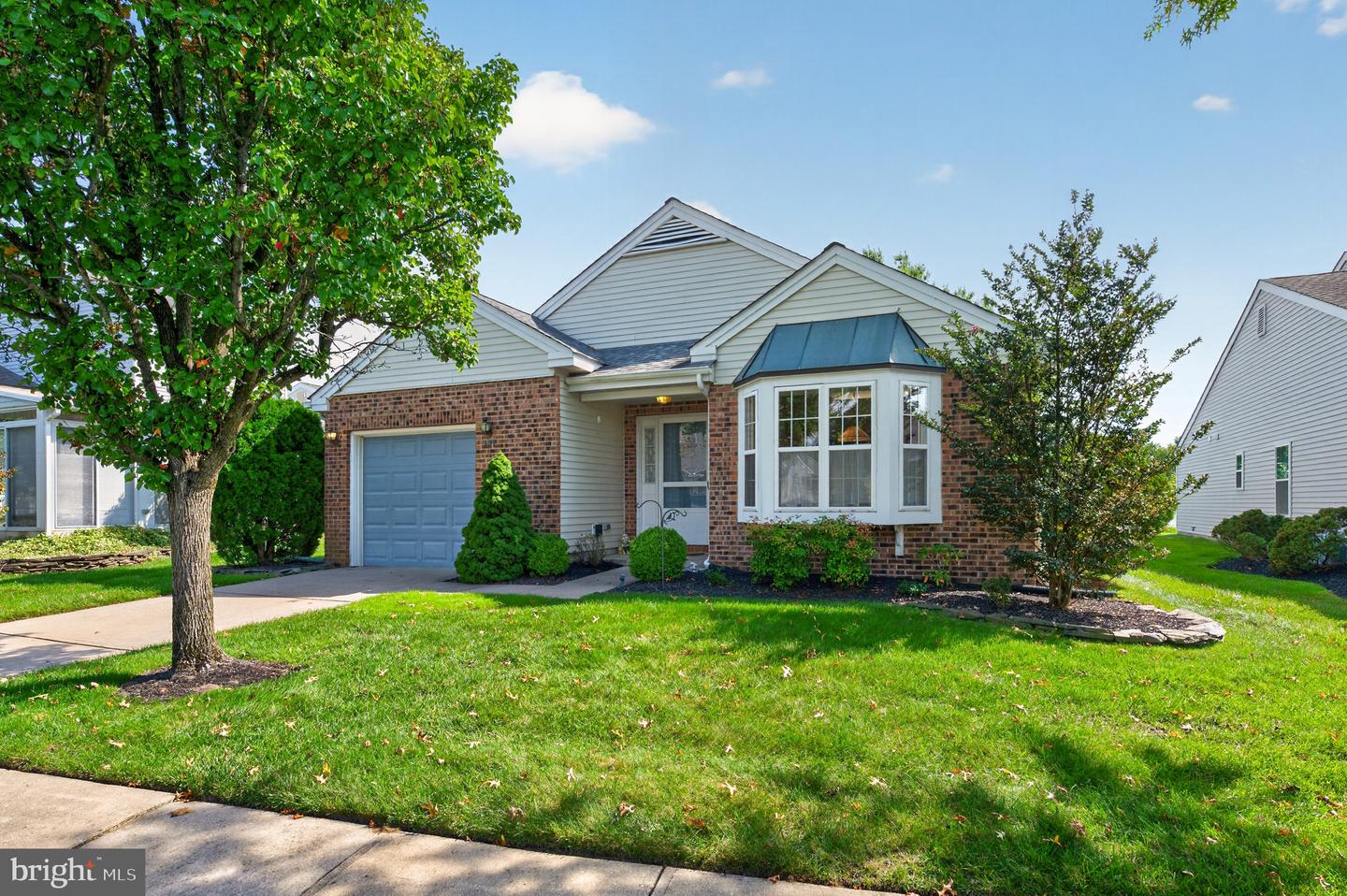 157 Indigo Dr — photo