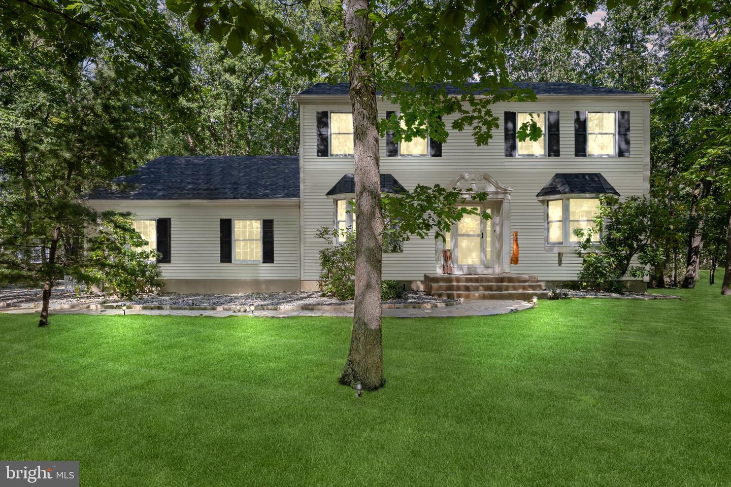 14 Wethersfield Dr — photo