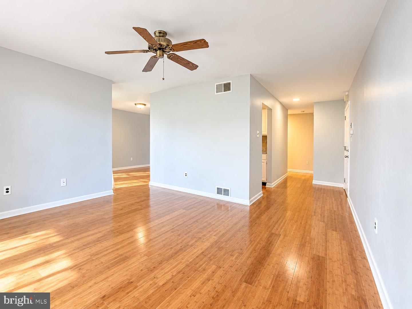 22 E Daisy Lane, Mount Laurel, NJ 08054 — photo 3