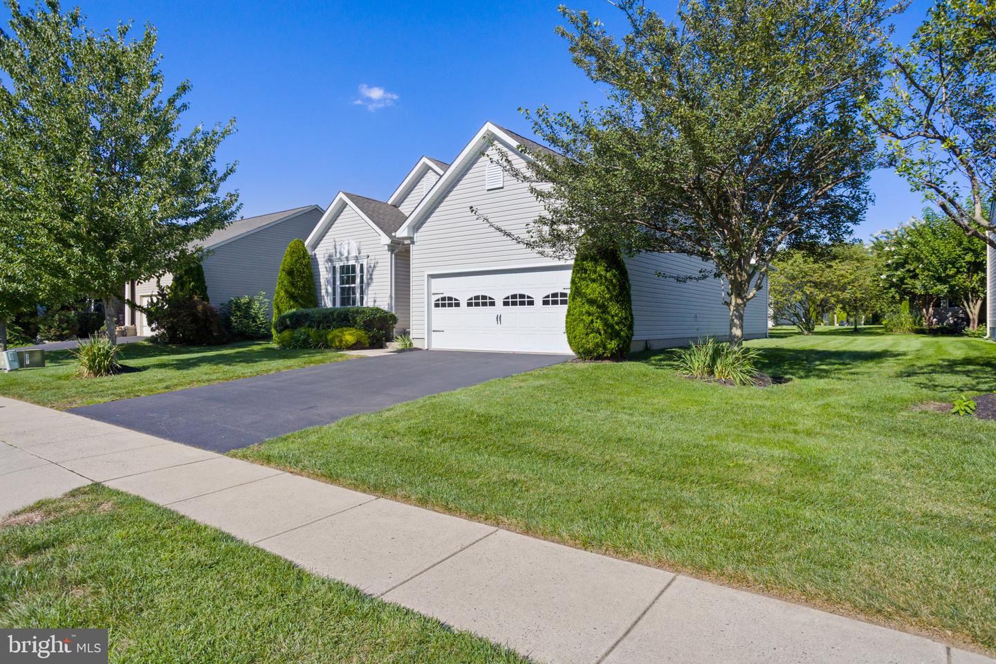 21 Applegate Drive, Florence, NJ 08518 — photo 3