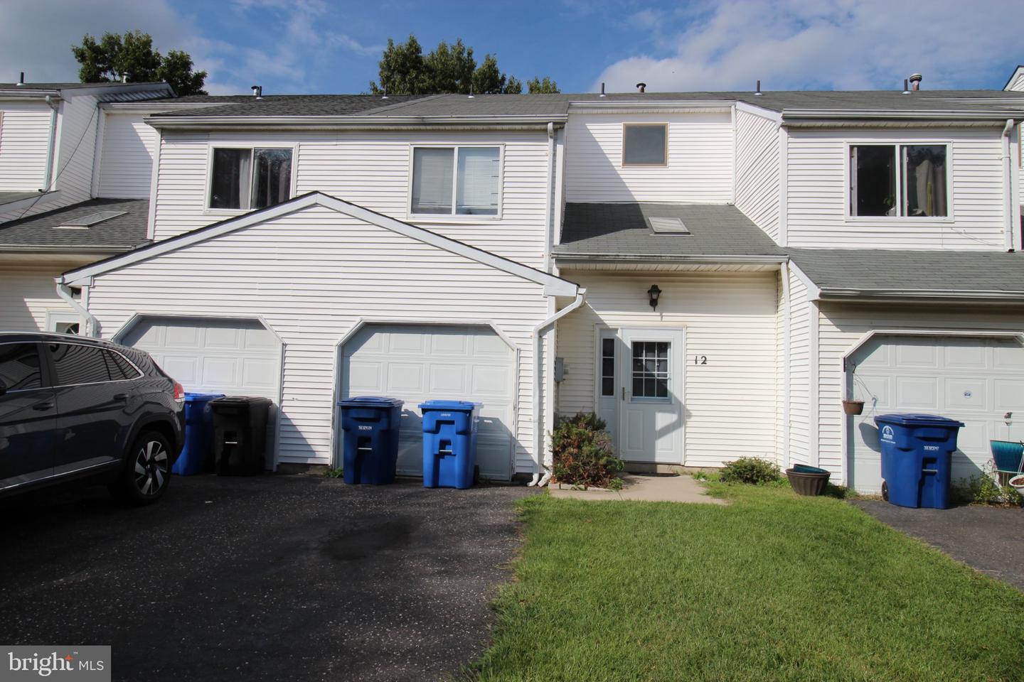 12 Coriander Dr — photo