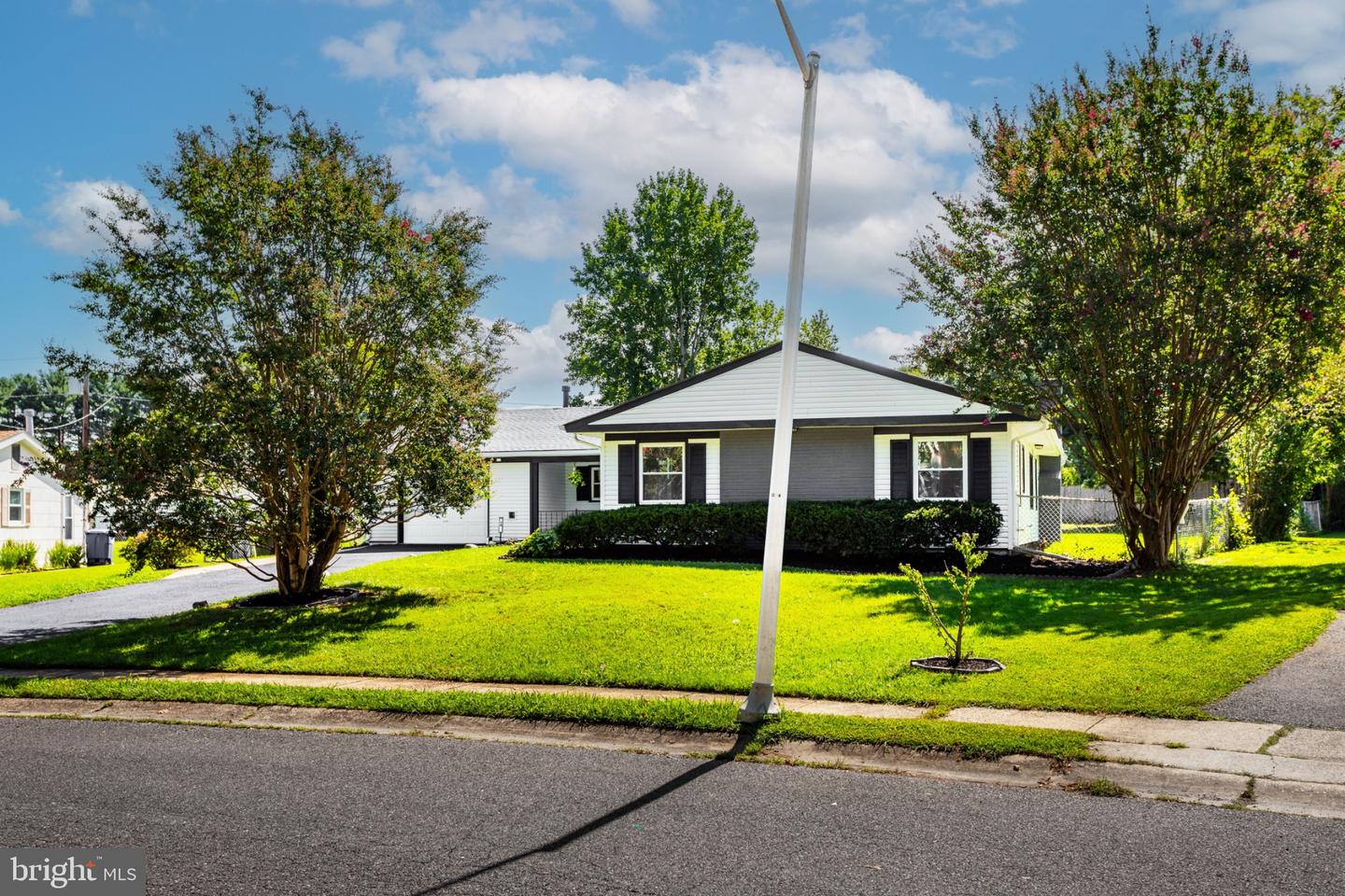 18 Eden Rock Ln — photo