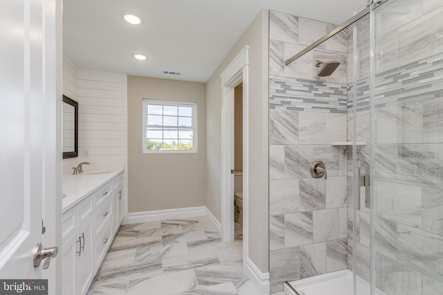 400 Laurel Ridge Road, Hainesport NJ 08036 — photo 2