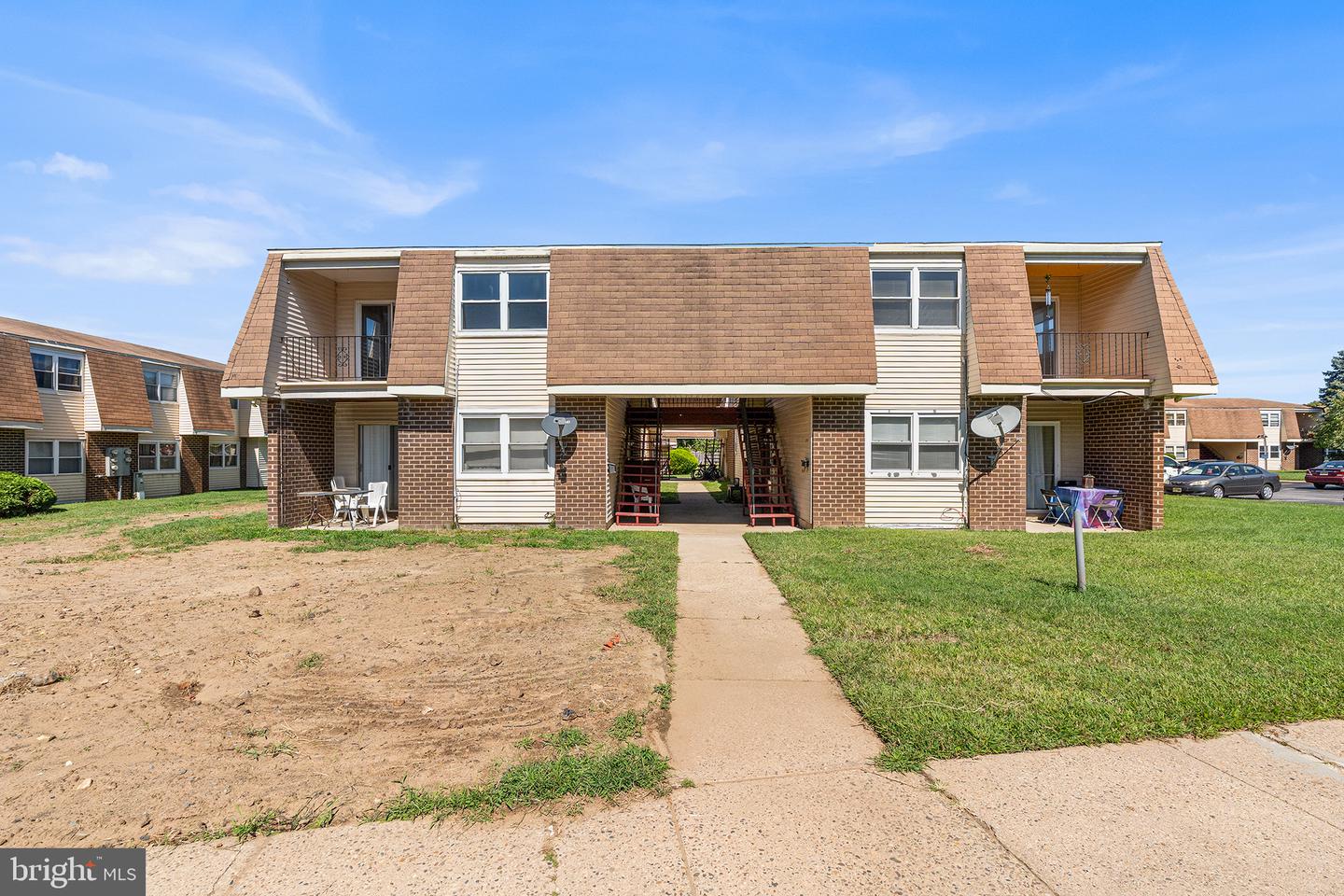 10 Florence Tollgate Pl — photo