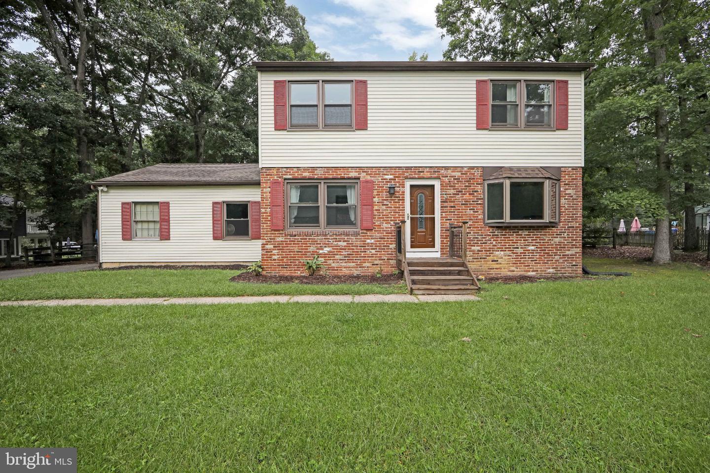 23 Shawnee Trl — photo