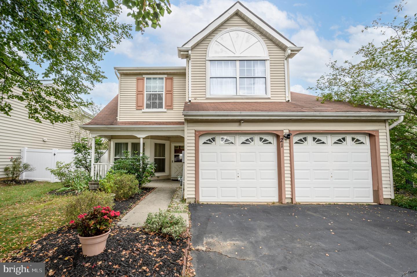 21 Bailly Dr — photo