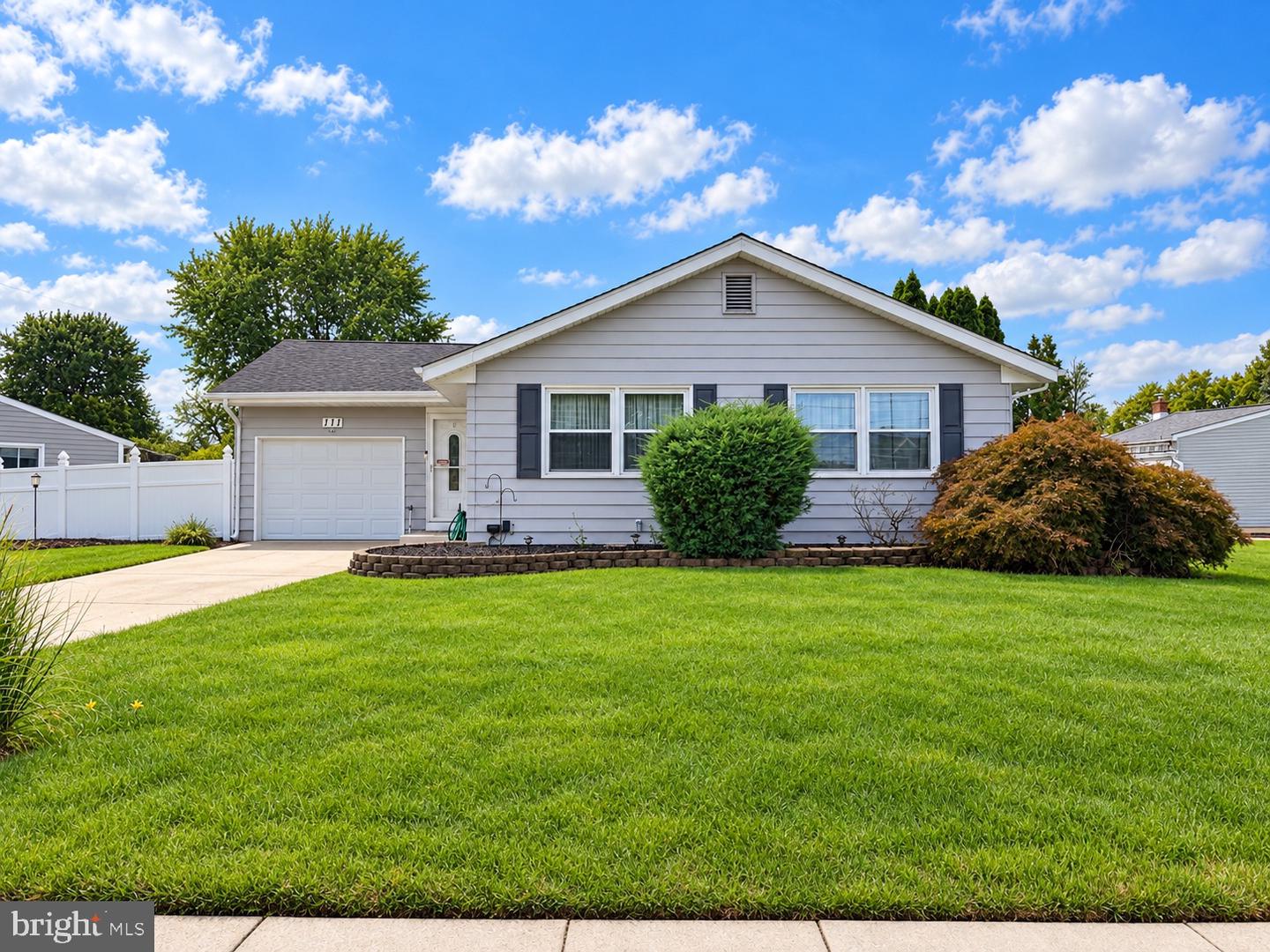 111 Glenbrook Dr — photo