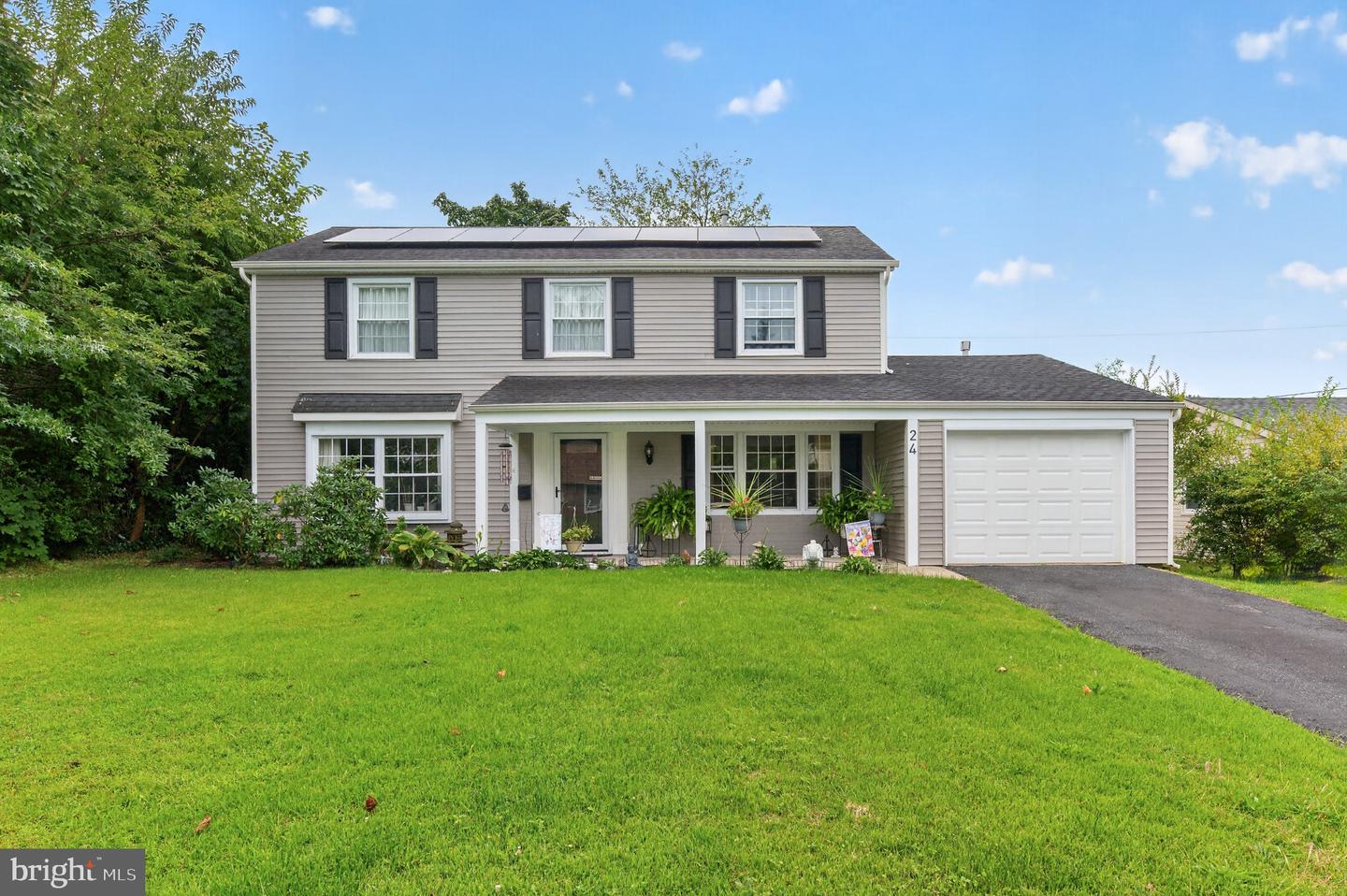 24 Peachfield Ln — photo