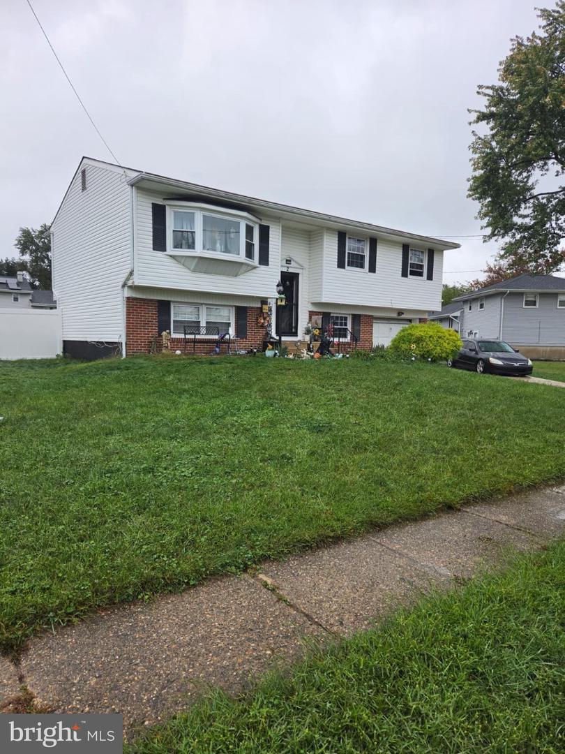 2 Walnut Dr — photo