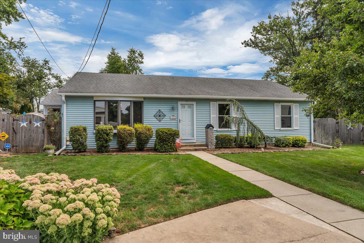 19 Devon Ct — photo