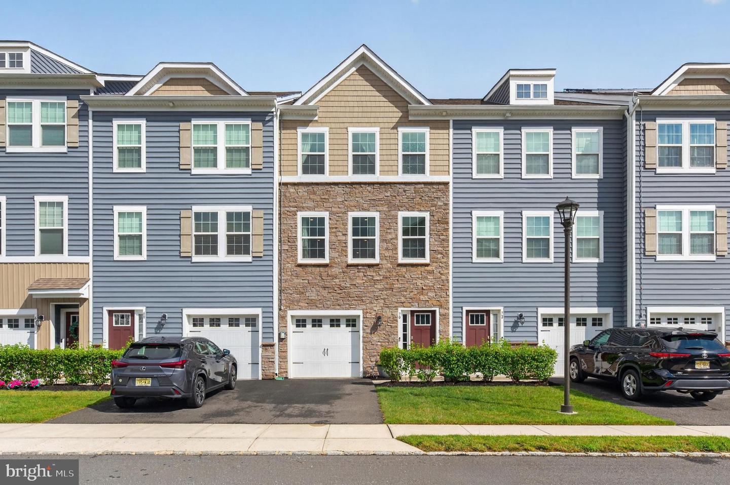 70 Rome Way, Mount Laurel, NJ 08054 — photo 2