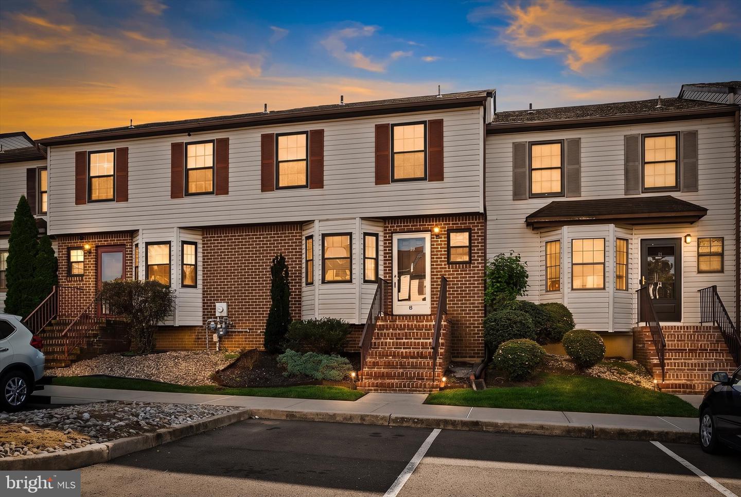 10 Ryans Ct — photo