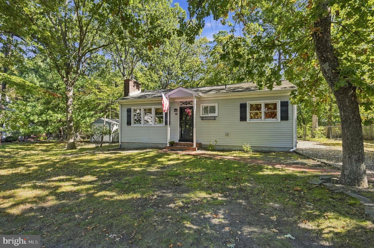 10 Woodland Ave — photo