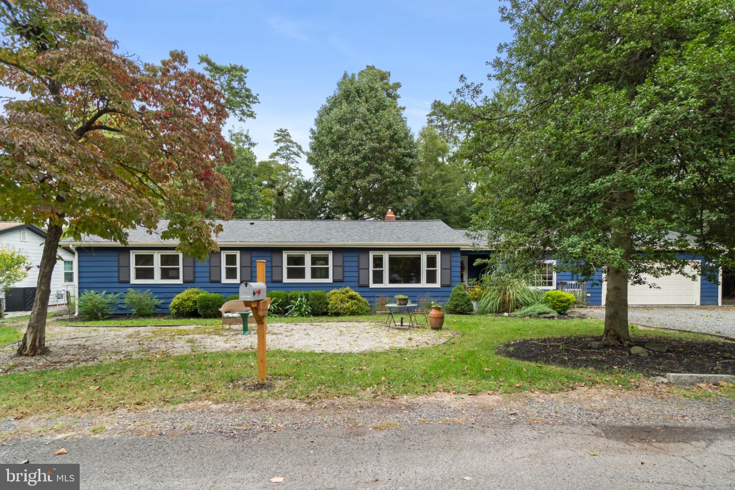 211 Briarwood Trl — photo